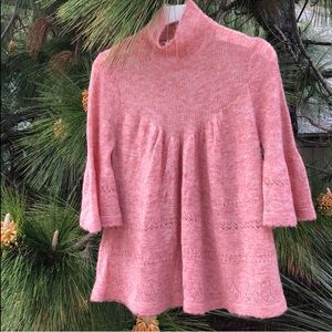 NWT Anthropologie! Soft,Fashionable,Foxy Cute Top